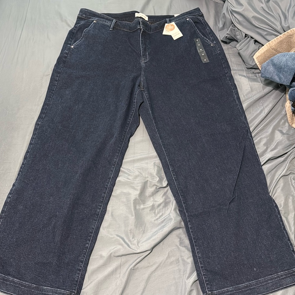 Lane Bryant’s Signature Fit Trouser 22W
